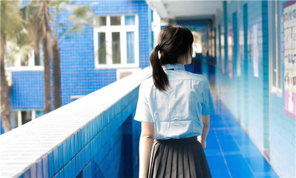 成都如何找到一个可以帮助我生孩子的女人？